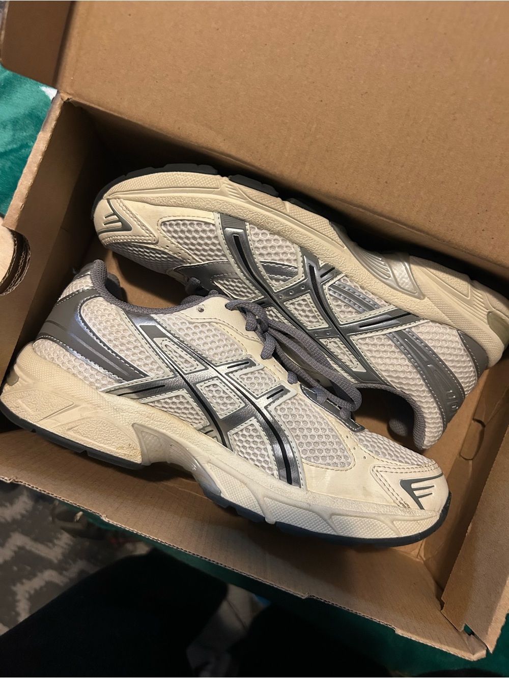 Asics GEL-1130 Cream and Clay Grey Shoe Box